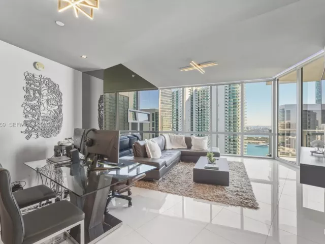 Продажа квартиры #4303 - фото 7403550