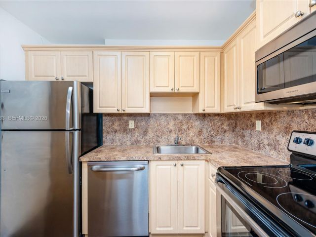 Продажа квартиры #1505 - фото 7400455