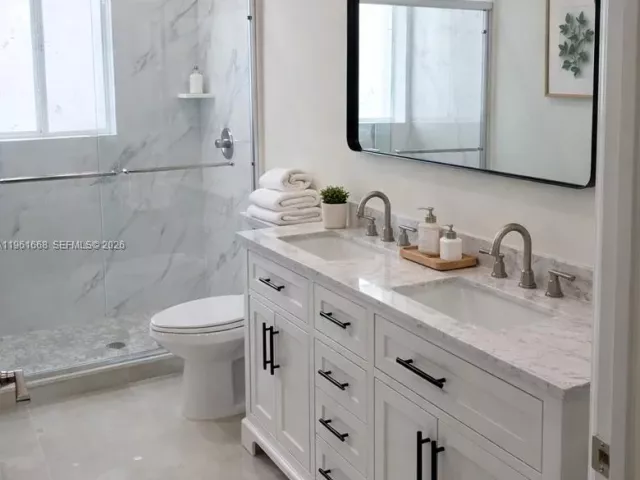 Дом в аренду по адресу 3079 NW Flagler Ter - фото 7504075