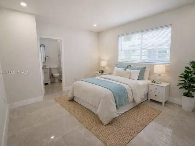 Дом в аренду по адресу 3079 NW Flagler Ter - фото 7398926