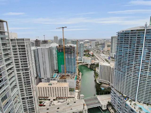 Продажа квартиры #5102 - фото 7401424