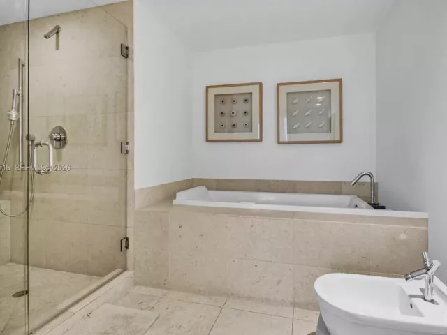 Продажа квартиры #5102 - фото 7401397