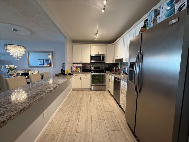 Продажа квартиры #1022 - фото 7404448