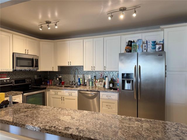 Продажа квартиры #1022 - фото 7404449