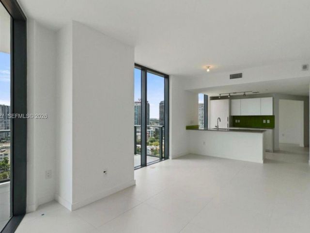 Продажа квартиры #1808 - фото 7410925