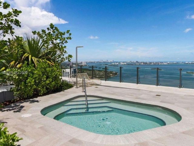 Продажа квартиры #1808 - фото 7410935