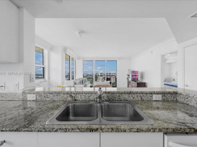 Продажа квартиры #2513 - фото 7428787