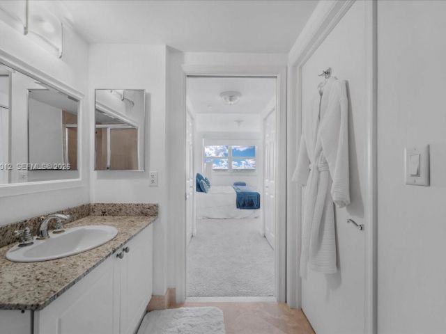 Продажа квартиры #2513 - фото 7428790