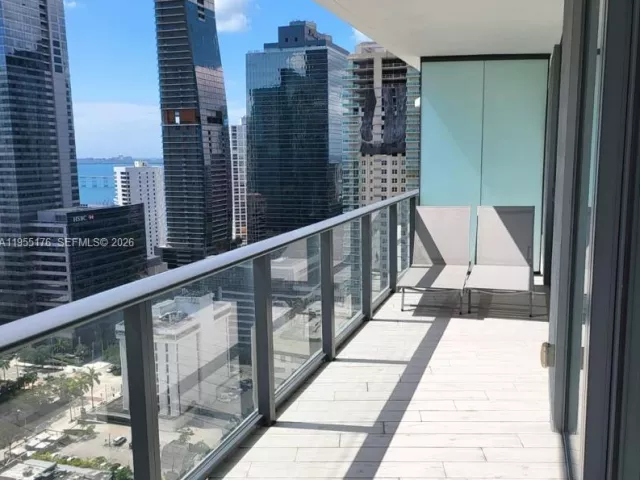 Квартира в аренду номер2501 - фото 7402344