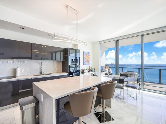 Продажа квартиры #3902 - фото 7401309