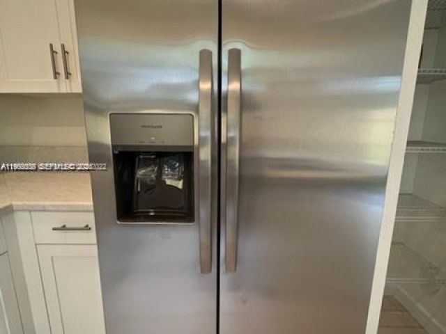 Дом в аренду по адресу 28750 SW 134th Ct - - фото 7504773