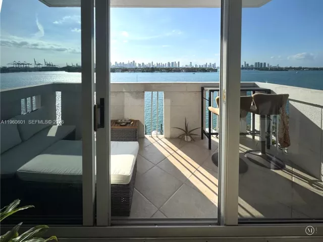 Продажа квартиры #823 - фото 7401353