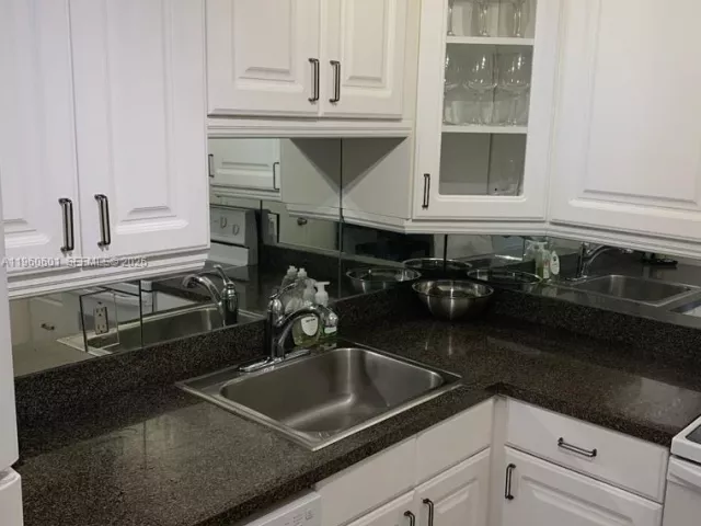 Продажа квартиры #823 - фото 7401354