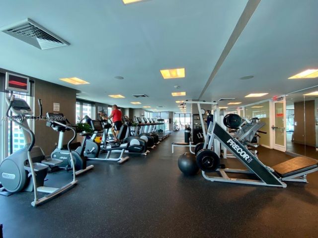 Квартира в аренду номер4002 - фото 7461347