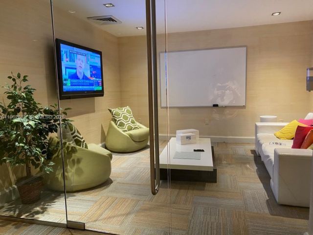 Квартира в аренду номер4002 - фото 7461349