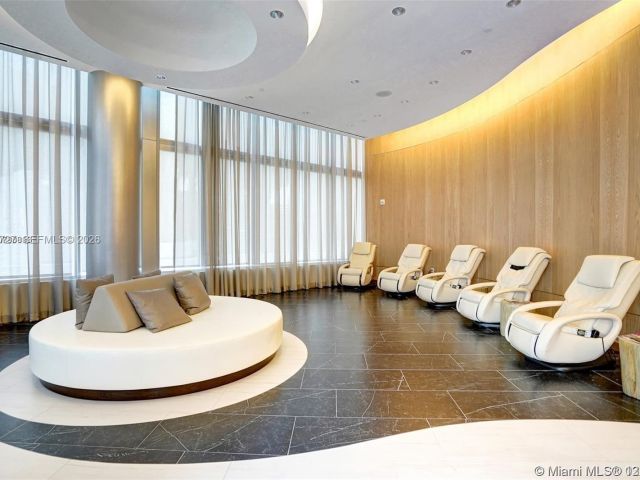 Квартира в аренду номер3903 - фото 7403436