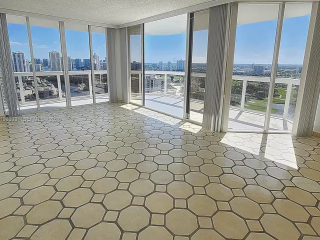 Продажа квартиры #2505 - фото 7406690