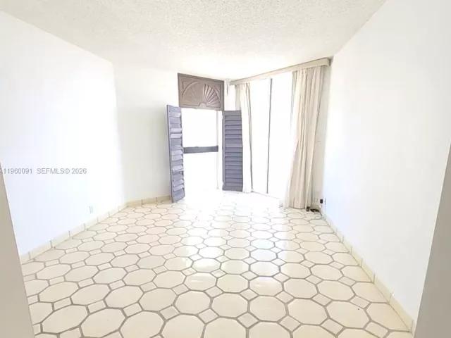 Продажа квартиры #2505 - фото 7406677