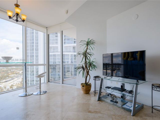 Квартира в аренду номер1703 - фото 7405080