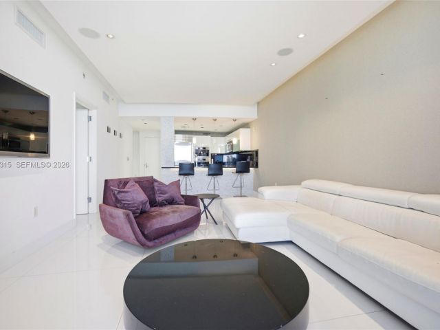 Продажа квартиры #1606 - фото 7412237