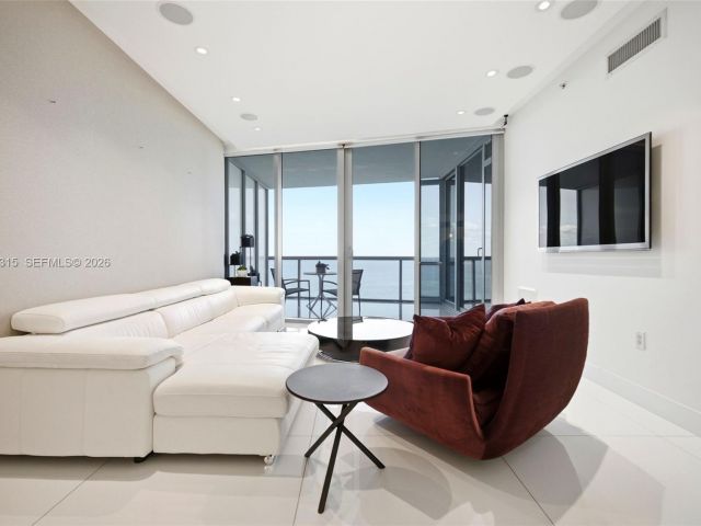 Продажа квартиры #1606 - фото 7412239