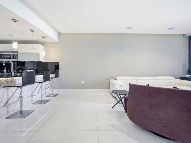 Продажа квартиры #1606 - фото 7412241