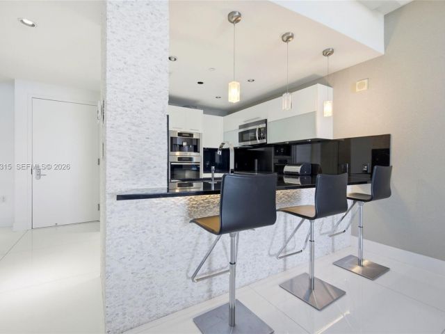 Продажа квартиры #1606 - фото 7412243