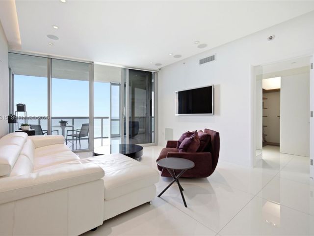 Продажа квартиры #1606 - фото 7412244