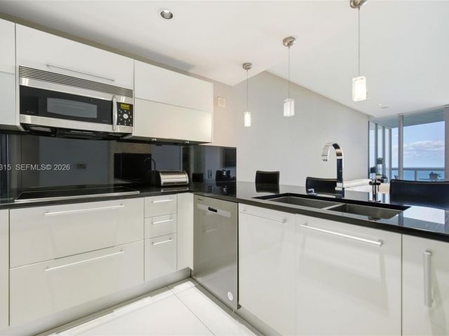 Продажа квартиры #1606 - фото 7412247