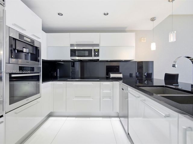 Продажа квартиры #1606 - фото 7412249