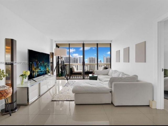 Квартира в аренду номер2508 - фото 7403412