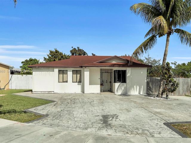 Продажа дома по адресу 12201 SW 194th Ter - фото 7439449