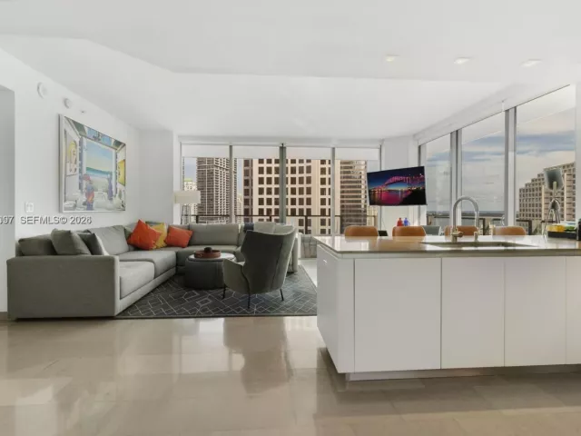 Продажа квартиры #2101 - фото 7401063