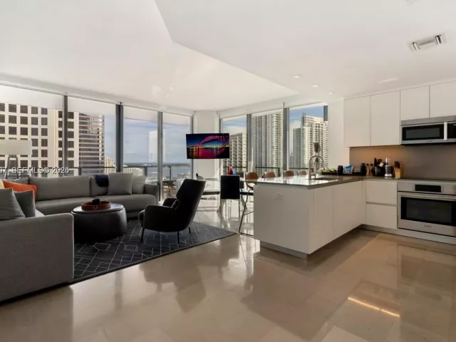 Продажа квартиры #2101 - фото 7401066