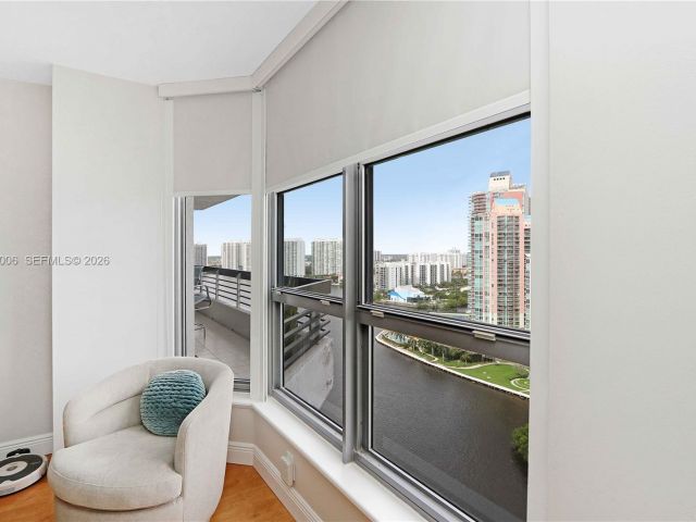 Продажа квартиры # - фото 7413501