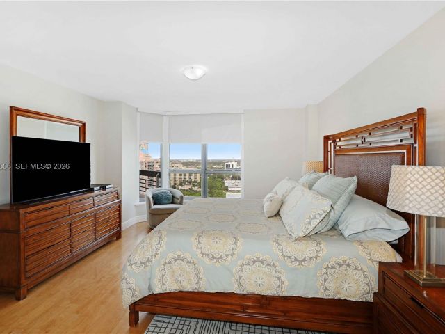 Продажа квартиры # - фото 7413502