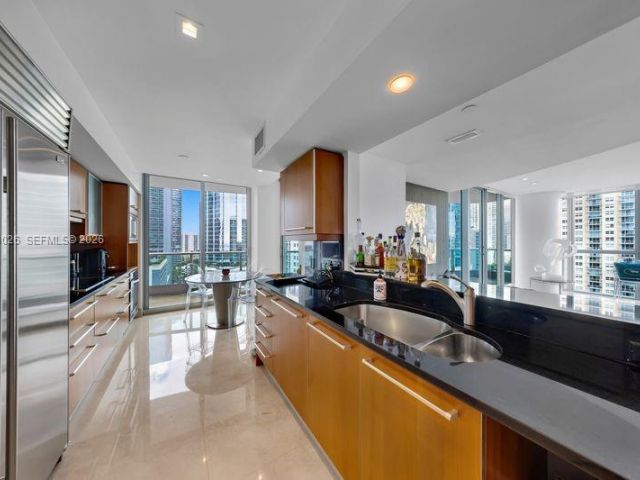 Продажа квартиры #1602 - фото 7429207