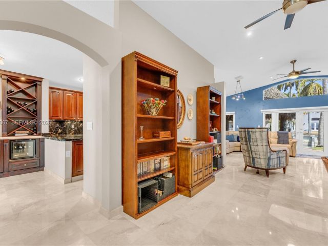 Продажа дома по адресу 13217 SW 146th St - фото 7428043