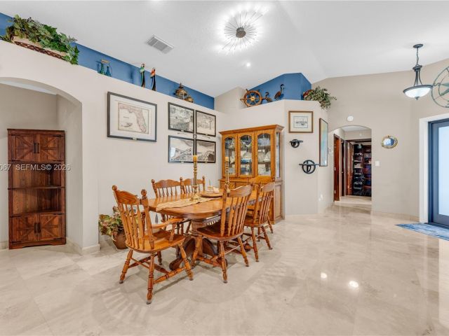 Продажа дома по адресу 13217 SW 146th St - фото 7428049