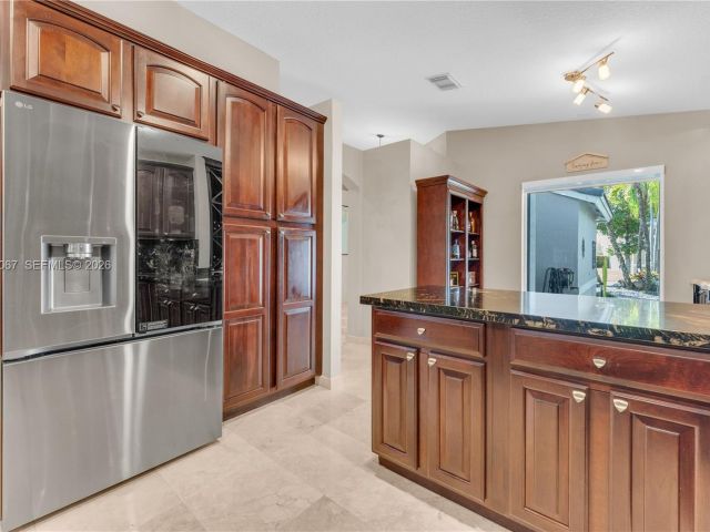 Продажа дома по адресу 13217 SW 146th St - фото 7428053