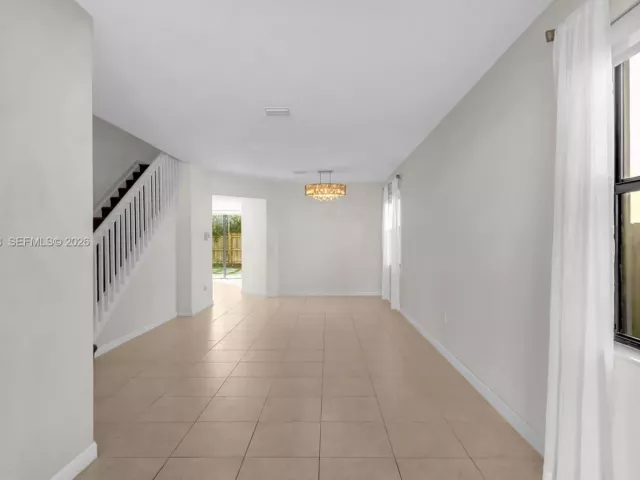 Дом в аренду по адресу 11770 SW 251st St - фото 7404098