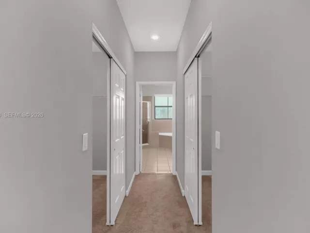 Дом в аренду по адресу 11770 SW 251st St - фото 7404080