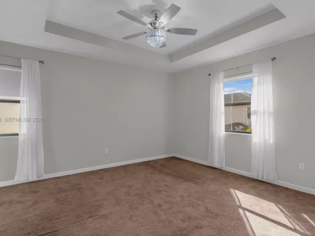 Дом в аренду по адресу 11770 SW 251st St - фото 7404083