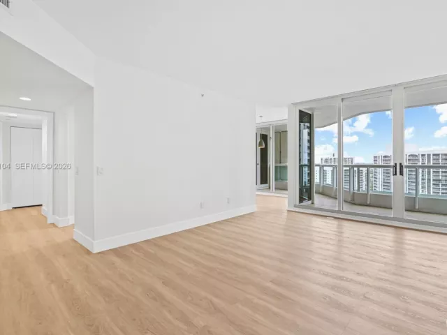 Продажа квартиры #1903 - фото 7407210