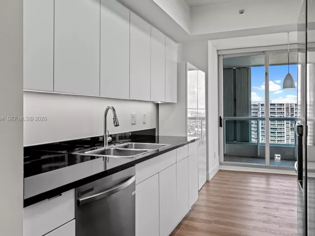 Продажа квартиры #1903 - фото 7407216