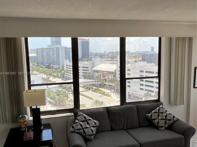 Квартира в аренду номер1201 - фото 7406046