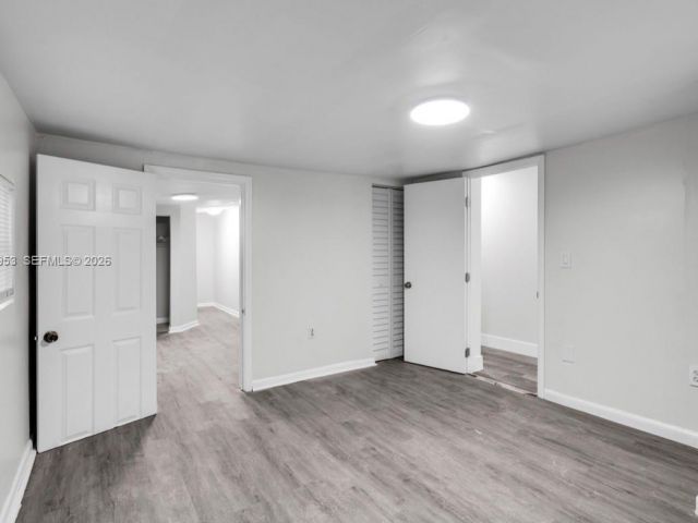 Дом в аренду по адресу 914 NW 80th St 1 - фото 7507669