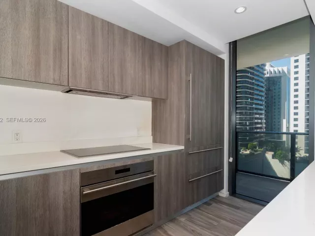 Продажа квартиры #1409 - фото 7409022