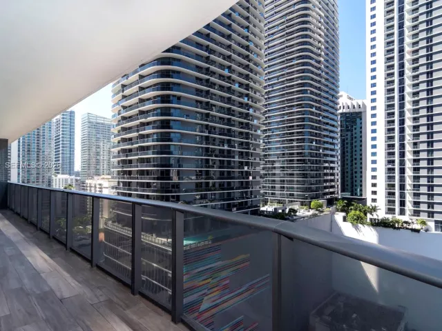 Продажа квартиры #1409 - фото 7409016