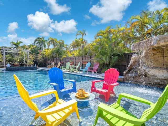 Продажа дома по адресу 21424 NE 19th Ct - фото 7439416